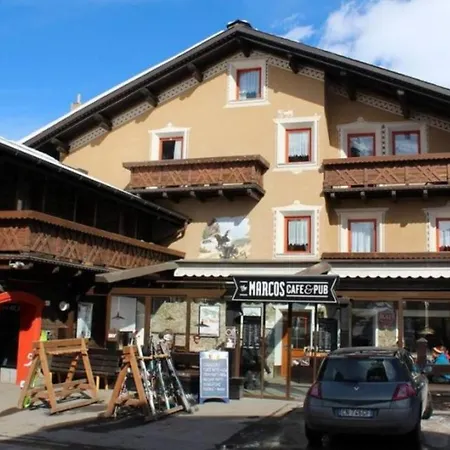 Casa Marcos N 35 Ливиньо